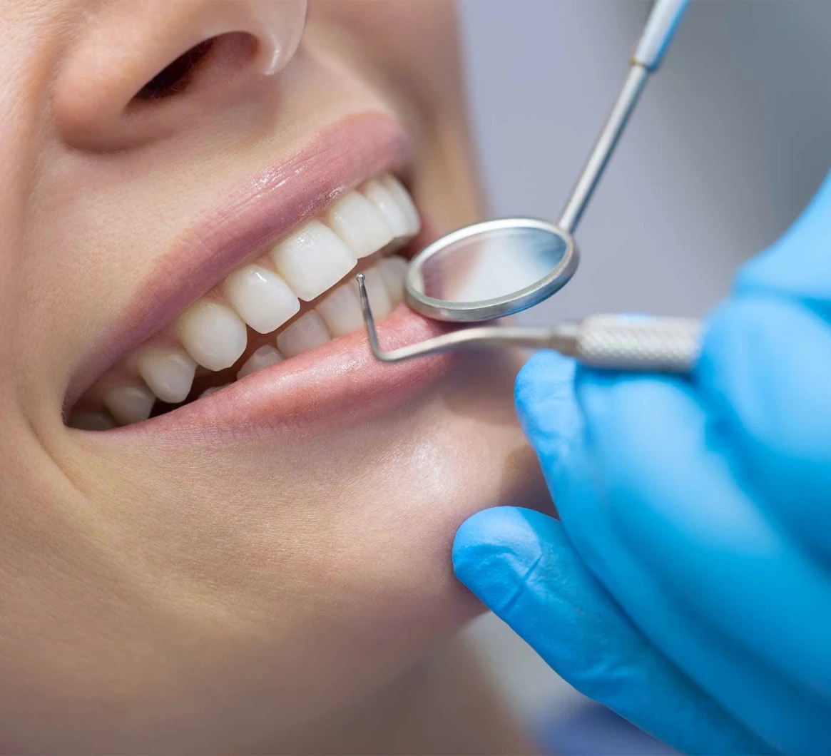 Queens emergency dental office accepting Guardian dental insurance, providing coverage for routine, cosmetic, and emergency dental services for patients in Queens, NY